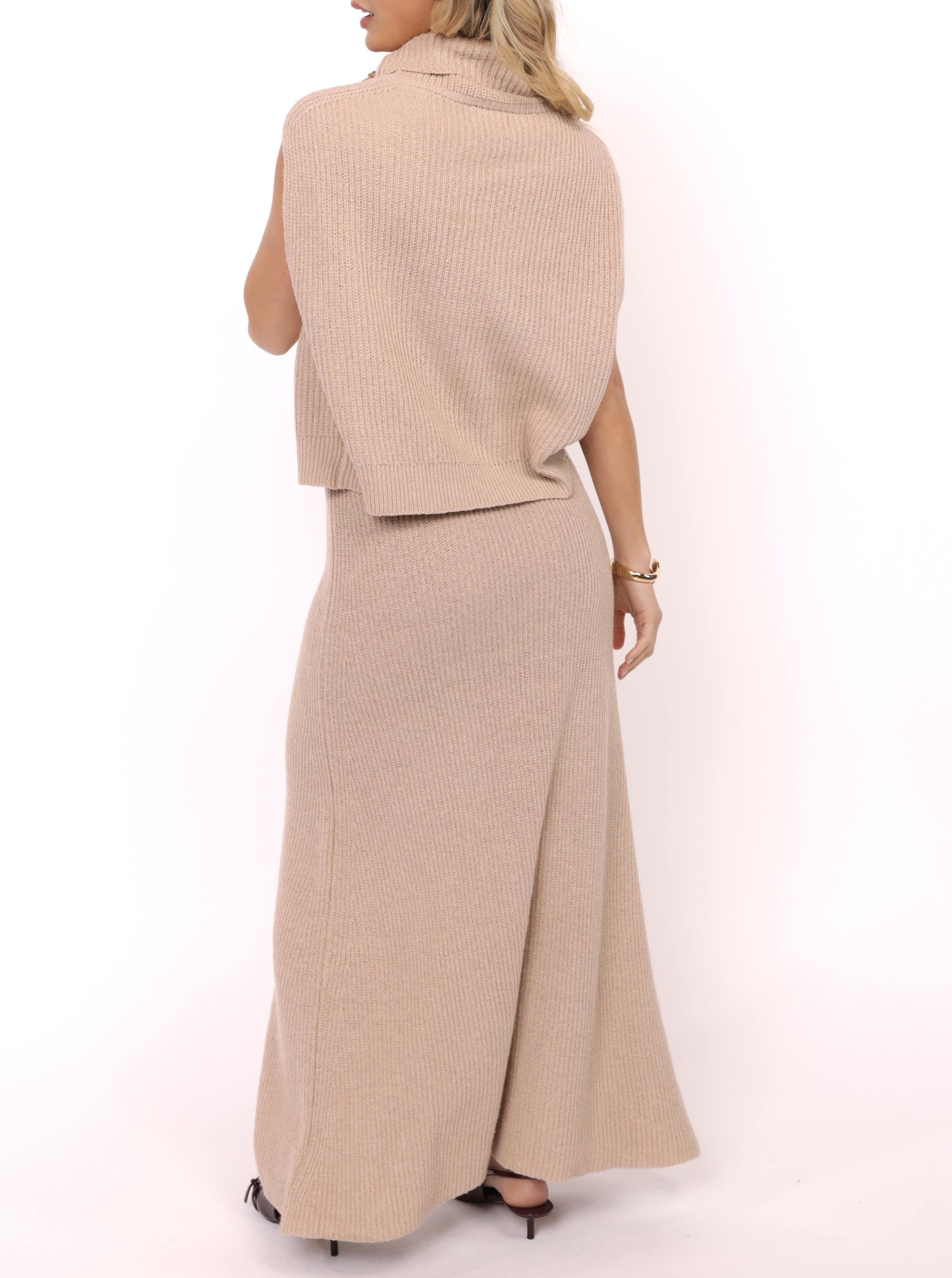 "PROMISE KEEPER" VEST SWEATER