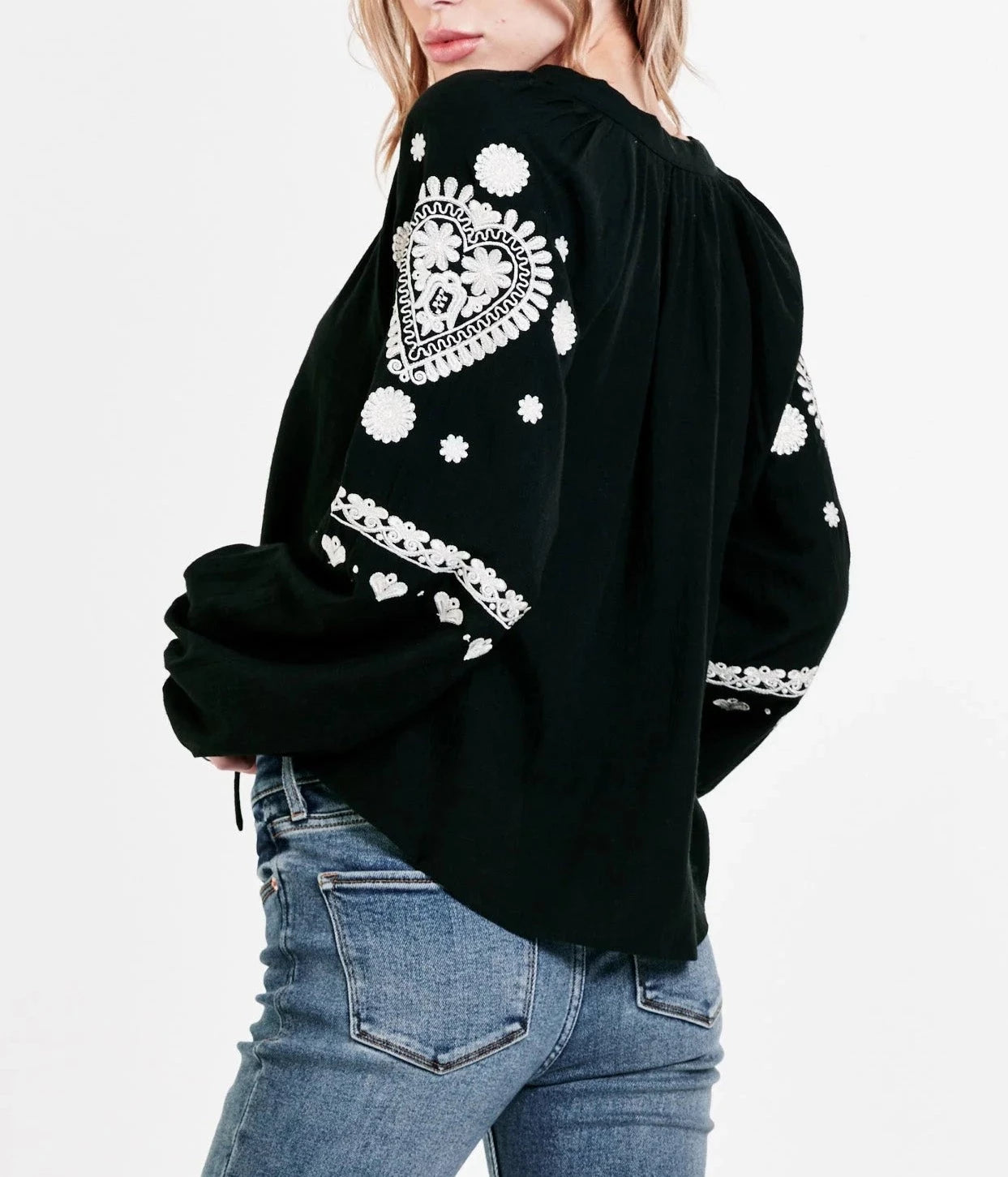 NATALIA EMBROIDERY DETAIL TOP