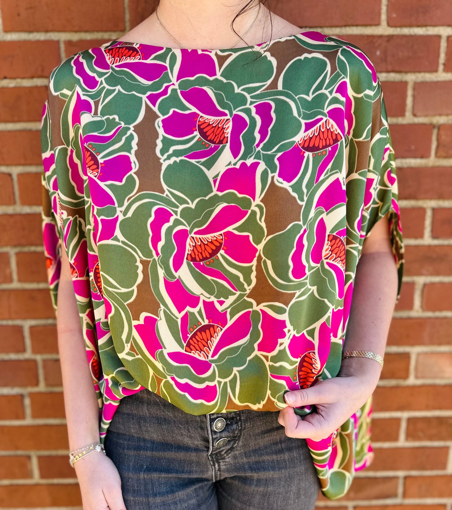 "MOUNTAINS AND VALLEYS" BLOUSE