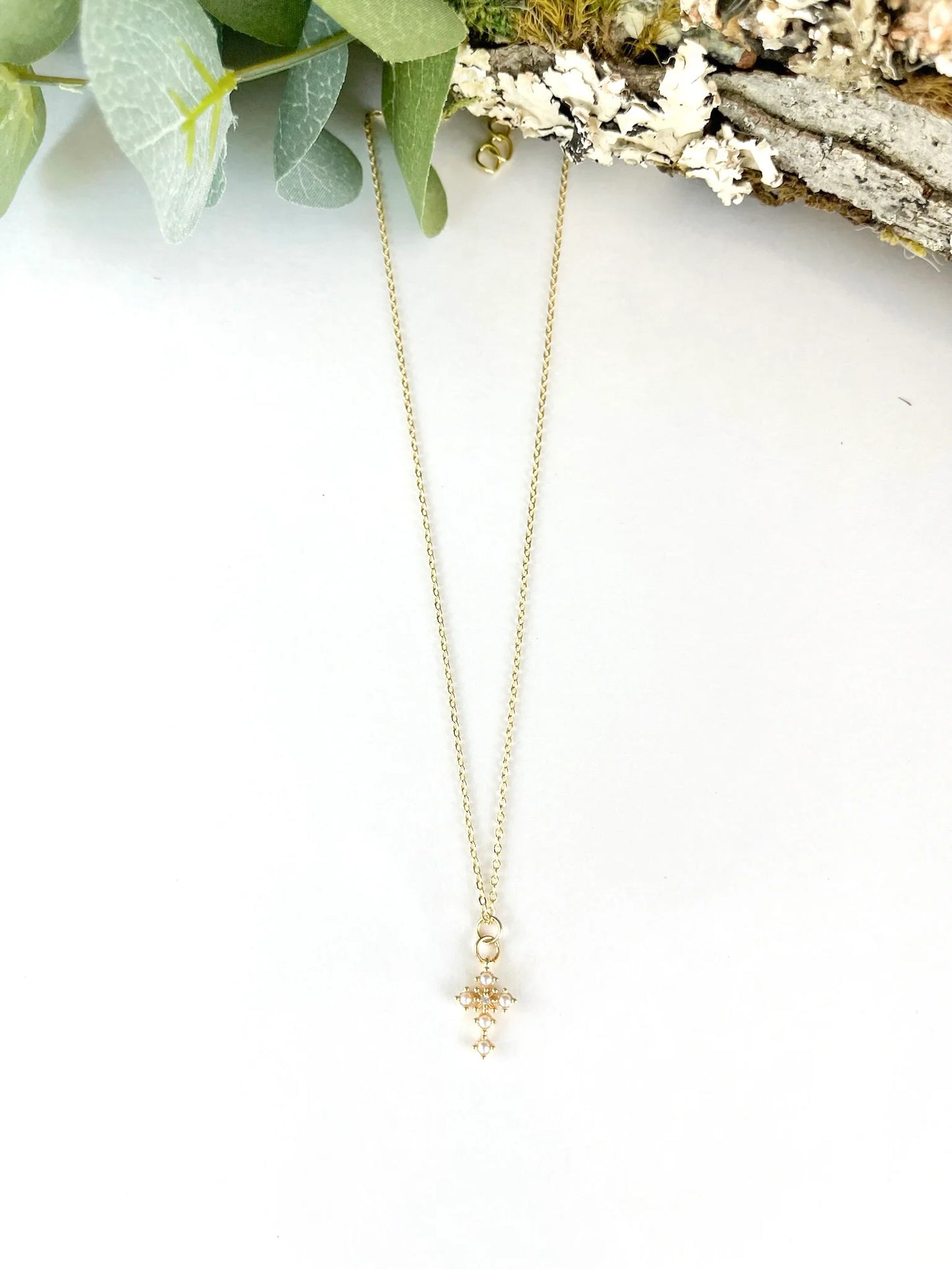 DAILY DEVOTION NECKLACE