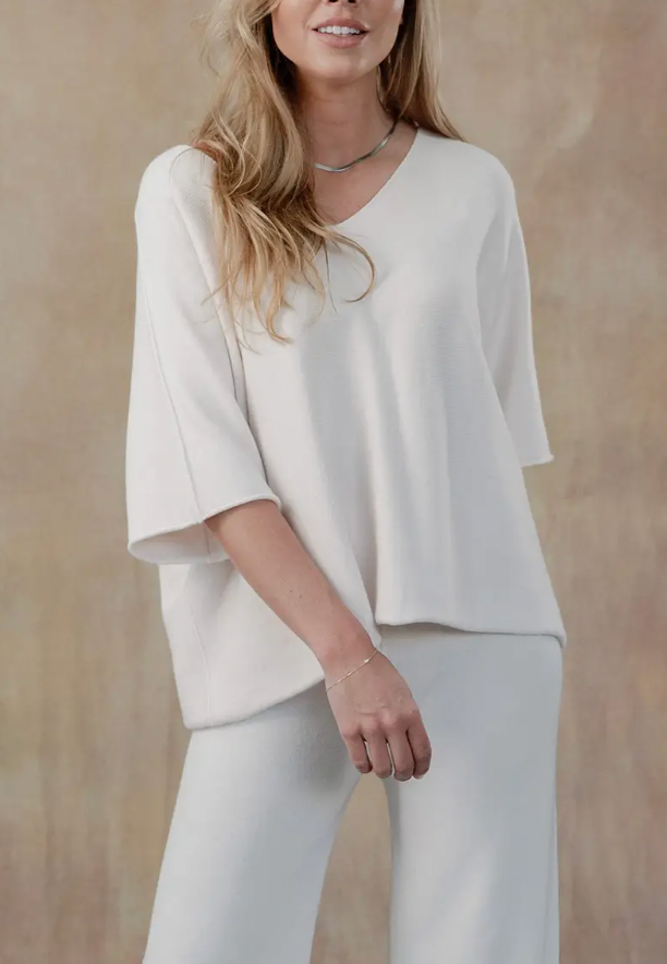 COLETTA SHORT SLEEVE SWEATER by COBBLESTONE