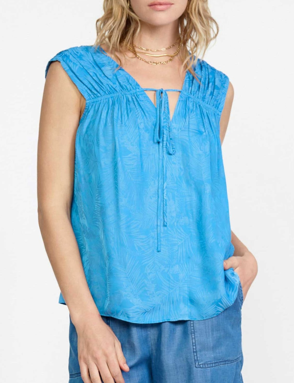 VICKY TOP
