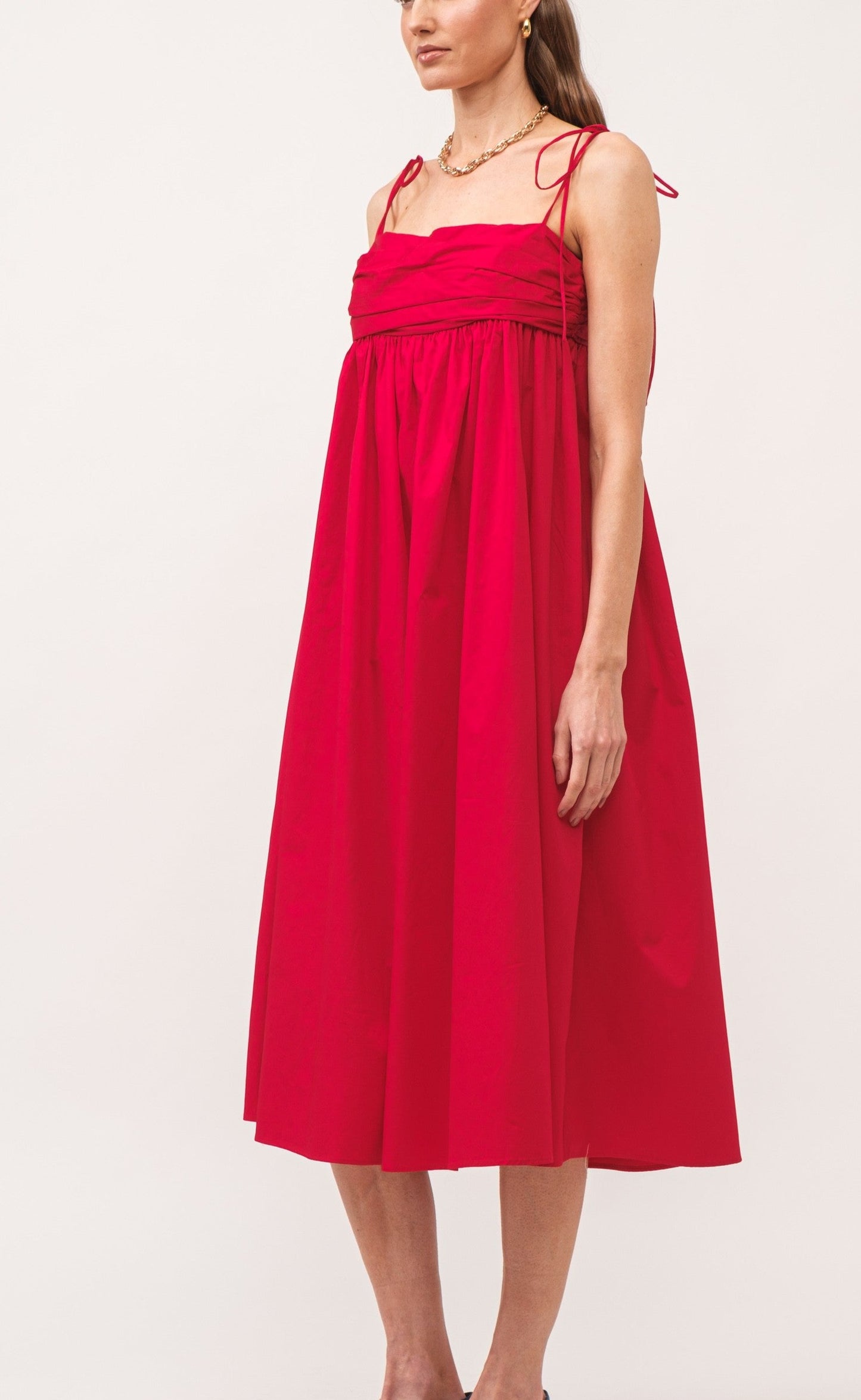 RED STRAIGHT NECKLINE MIDI DRESS