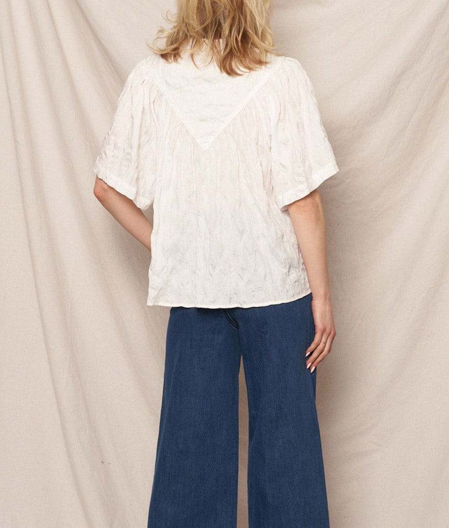 "NARROW GATE" TOP
