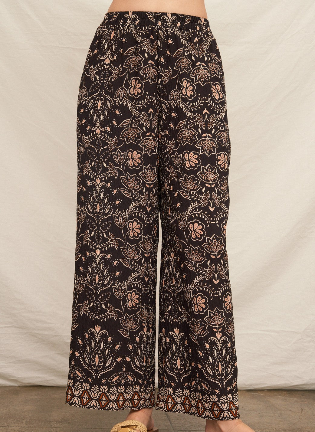 "SEARCH AND FIND" BOTTOMS