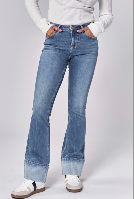 JAXTYN BOOT CUT JEANS