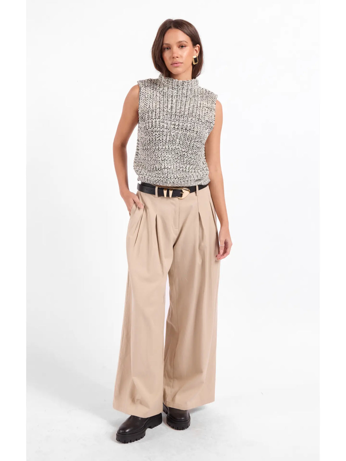"WILLIAMS SLEEVELESS SWEATER" by Sage The Label