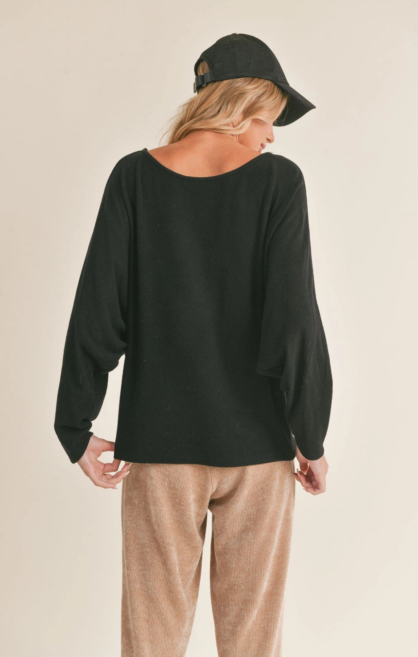 LINDY DOLMAN KNIT TOP