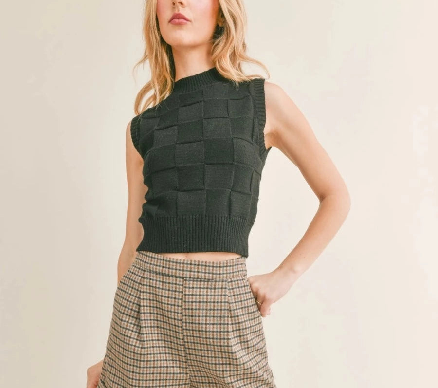 TURTLE NECK VEST