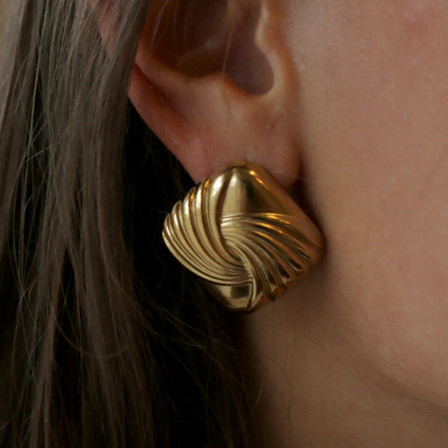 MOMMY DOT EARRINGS by InspireDesigns