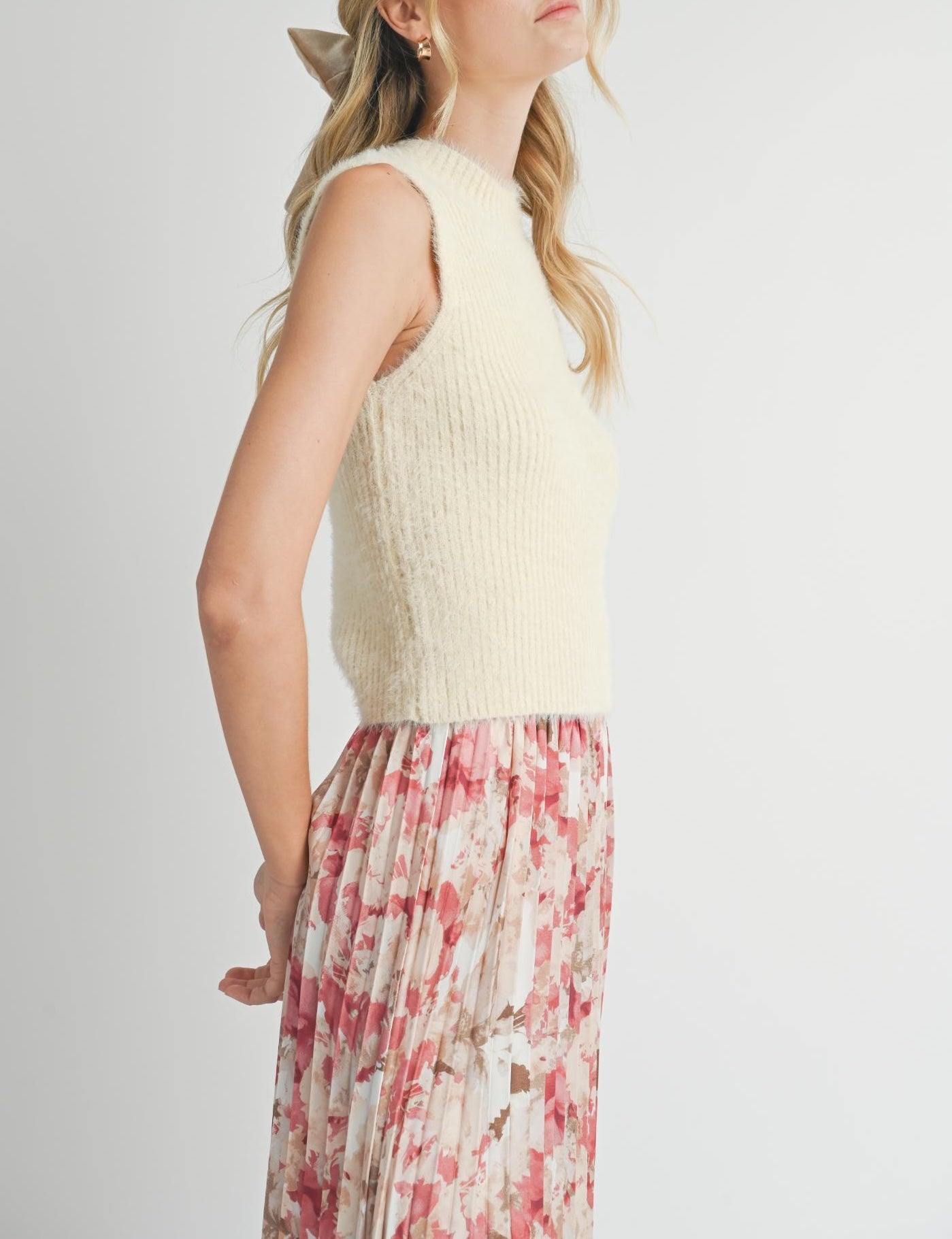 "GLORIOUS DAY" SWEATER