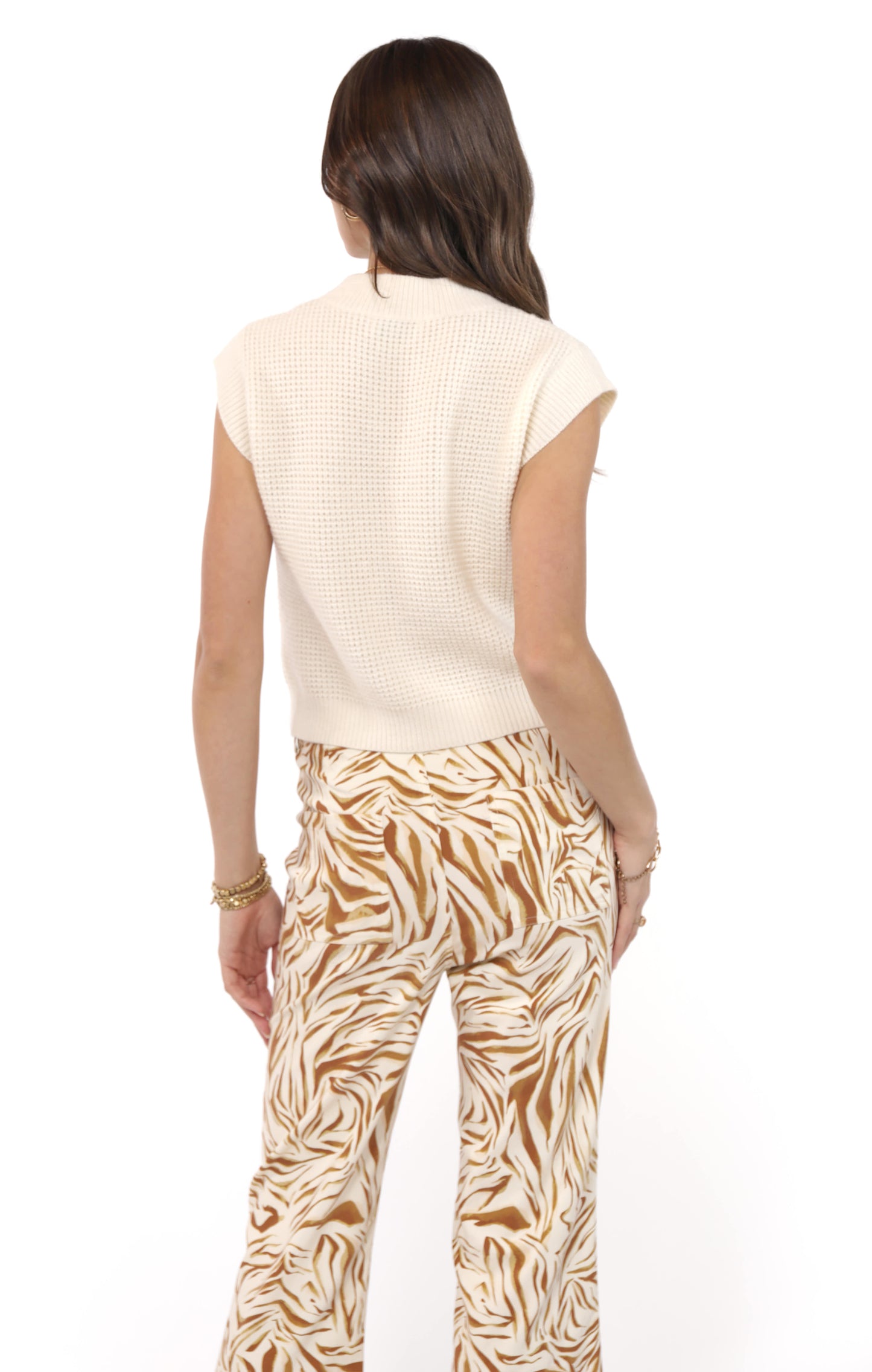 "NEVER LEAVE" SWEATER