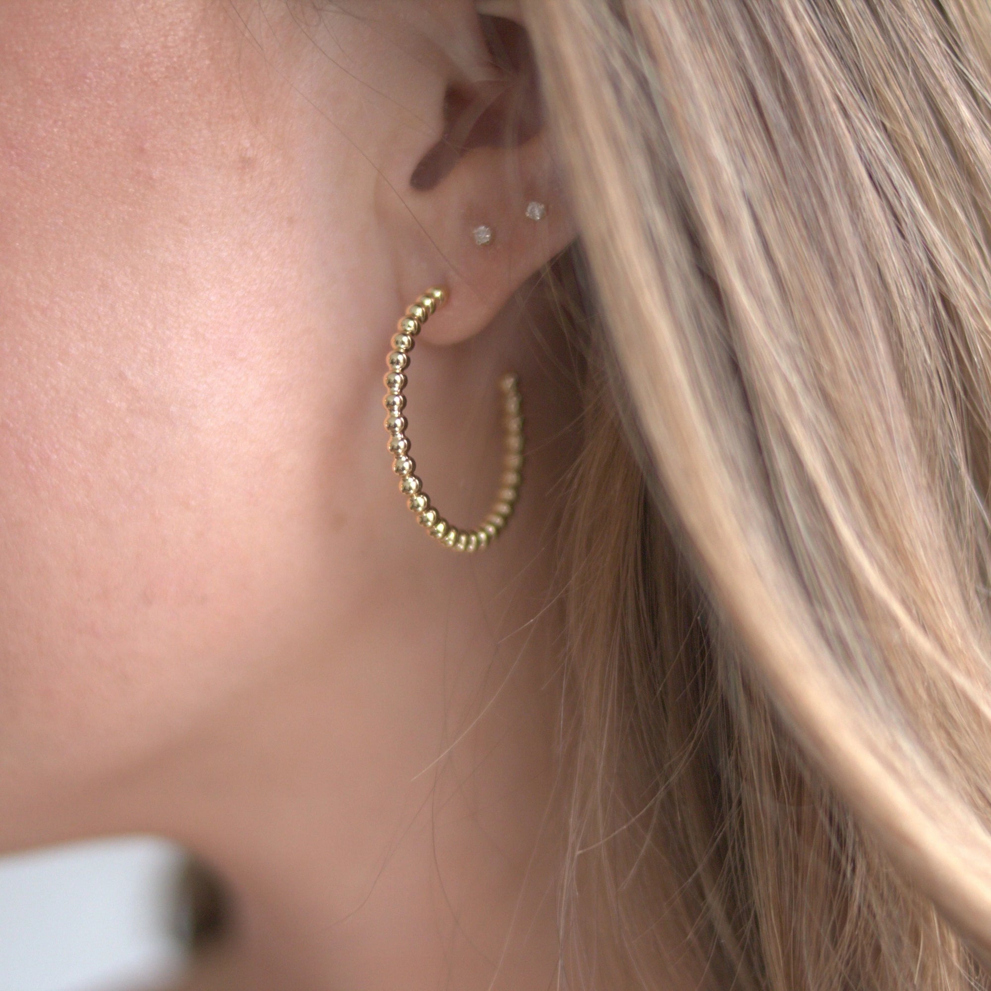 FARRAH HOOP EARRINGS