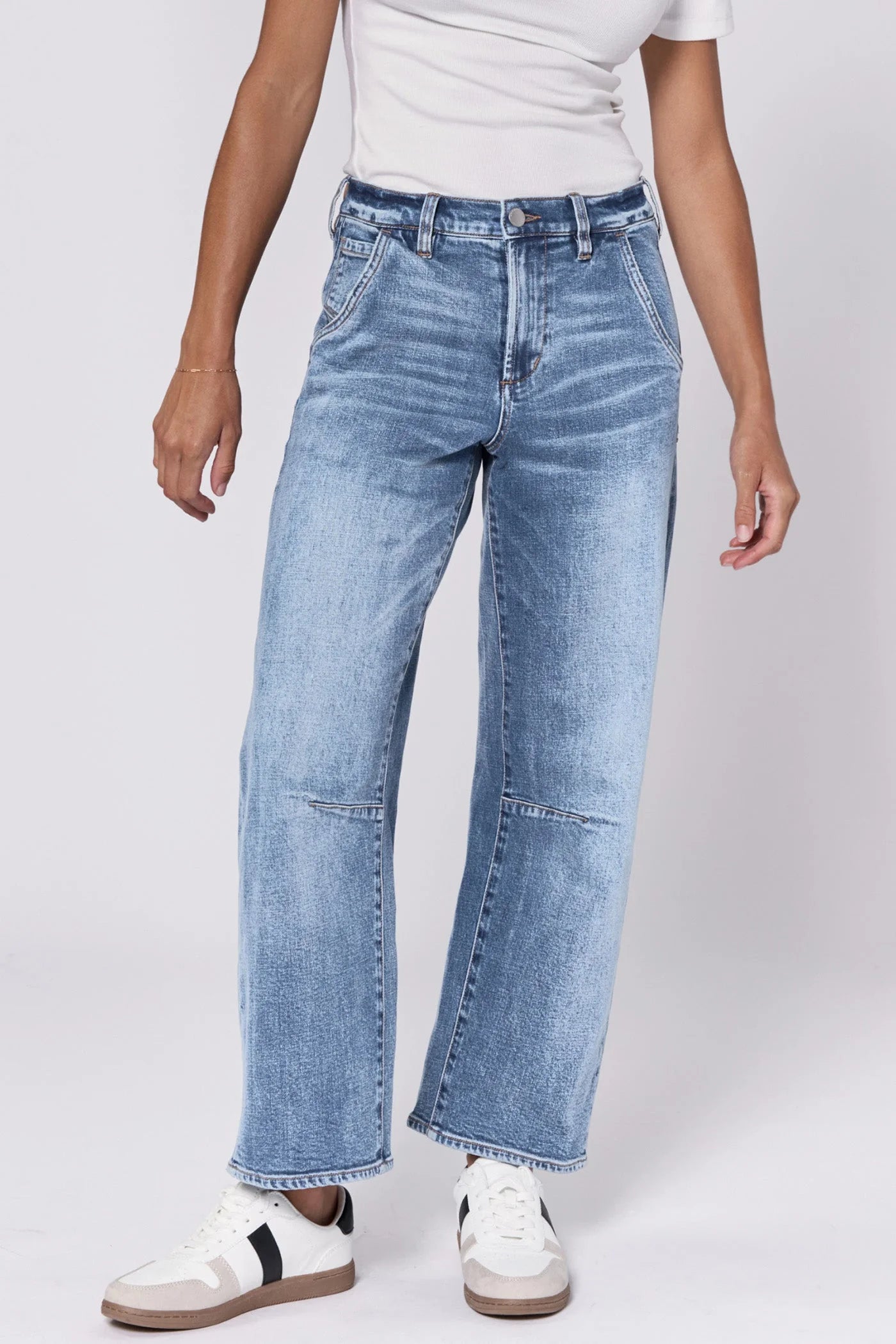 LASSO HIGH RISE LOOSE FIT JEAN