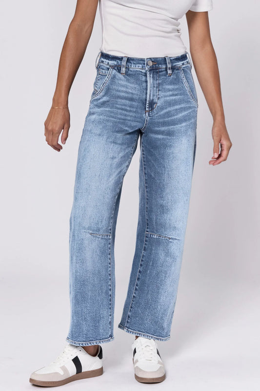 LASSO HIGH RISE LOOSE FIT JEAN