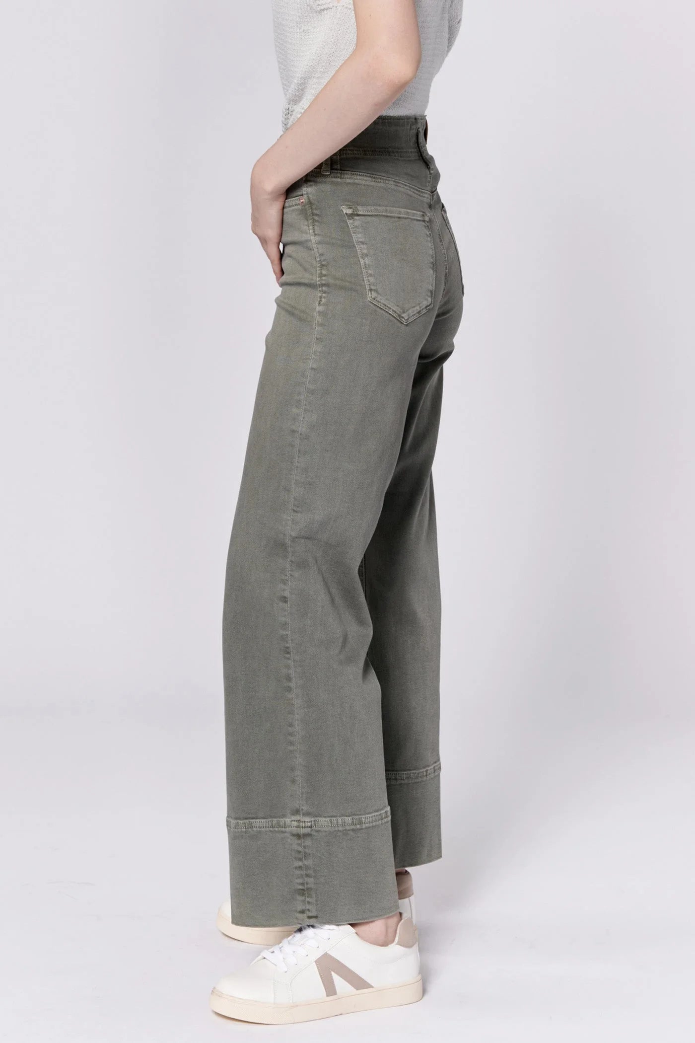 HOLLY STRAIGHT JEAN
