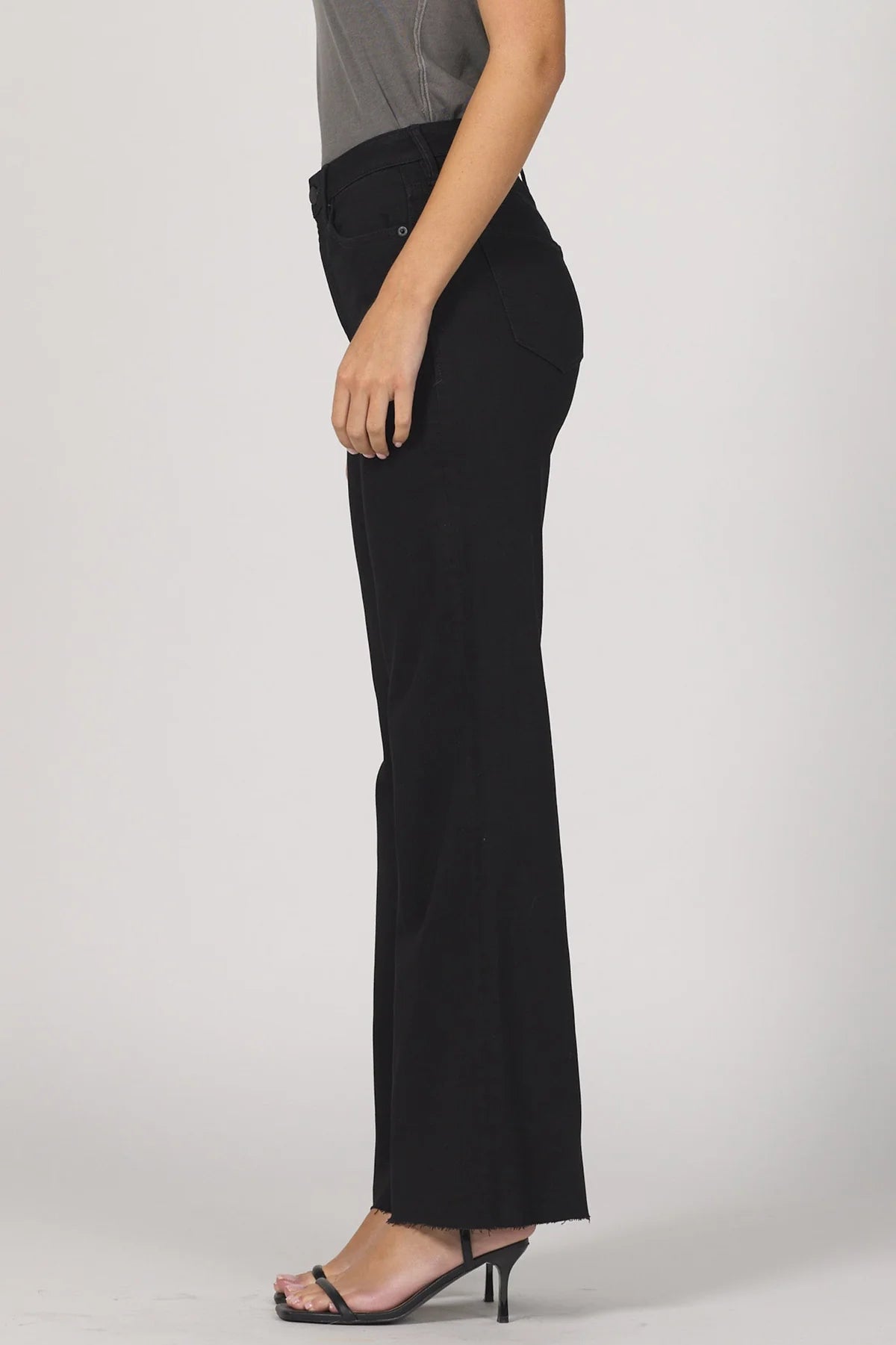"FIONA WIDE LEG DENIM JEANS" by DEAR JOHN