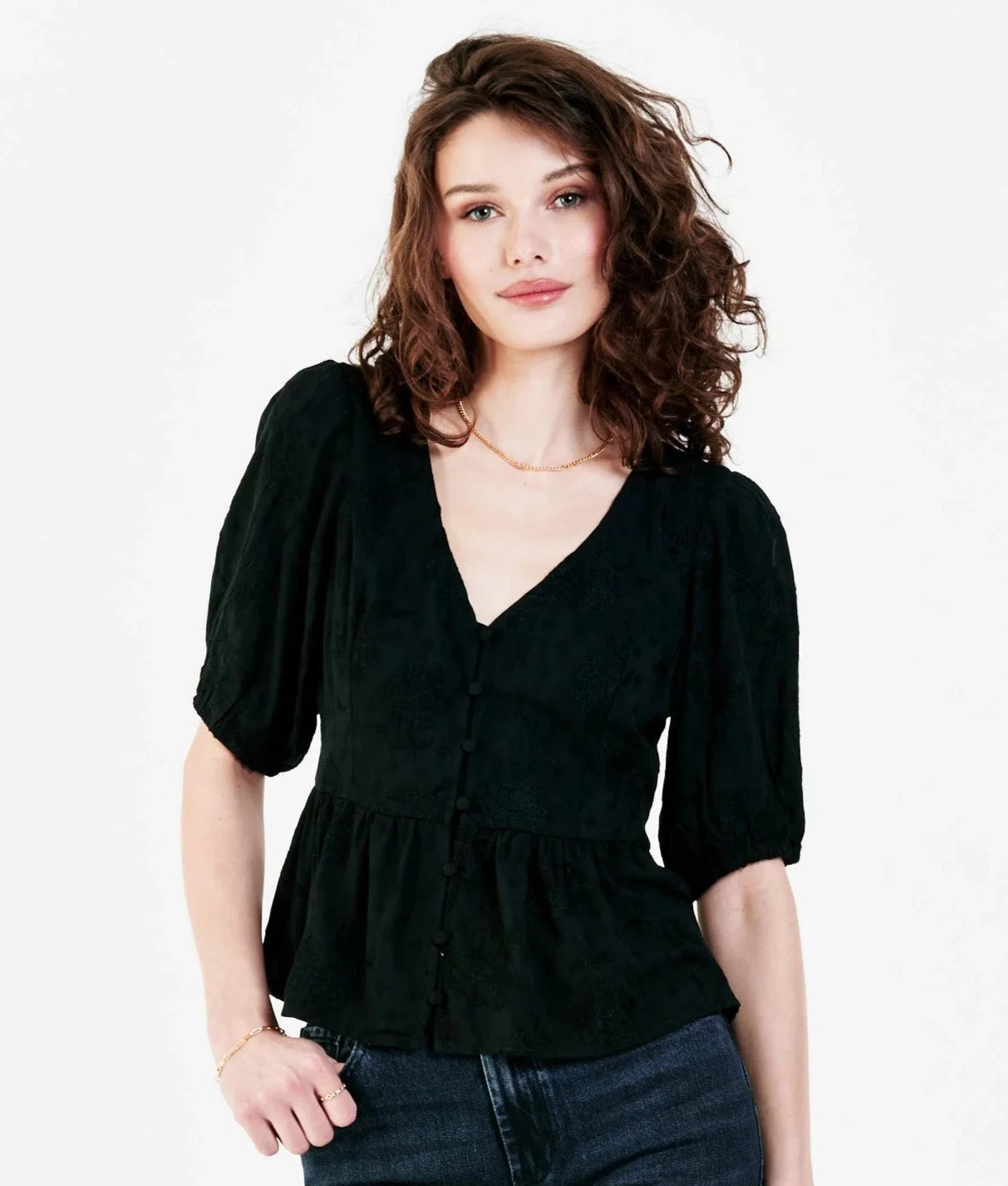 SUTTON BLACK VELVET TOP
