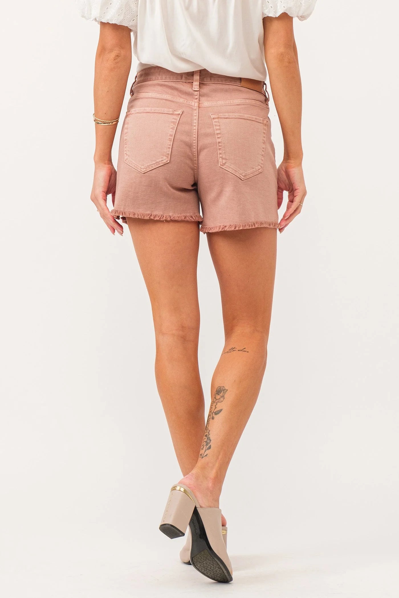 IVY HIGH RISE SHORTS