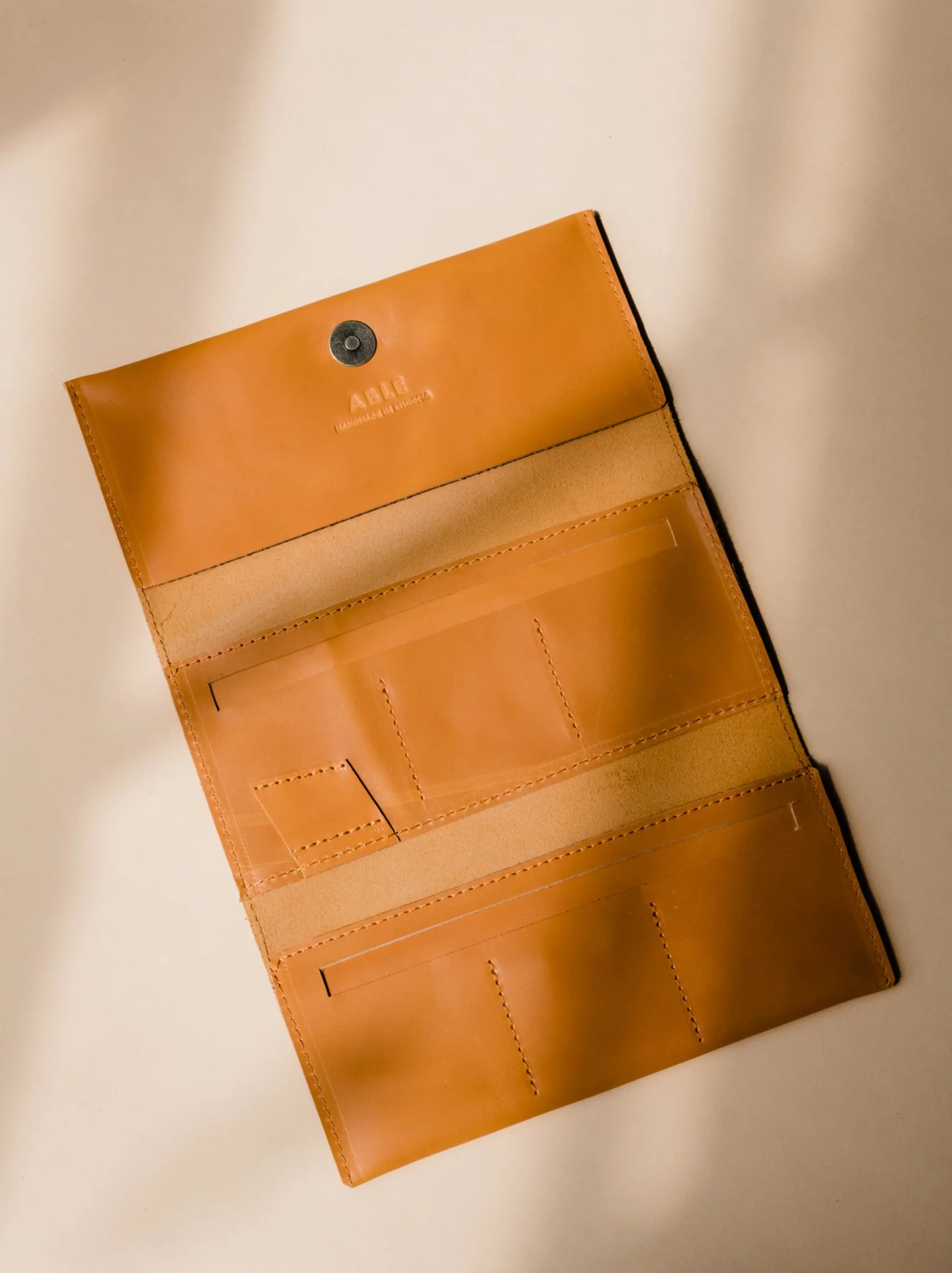 DEBRE WALLET by Able