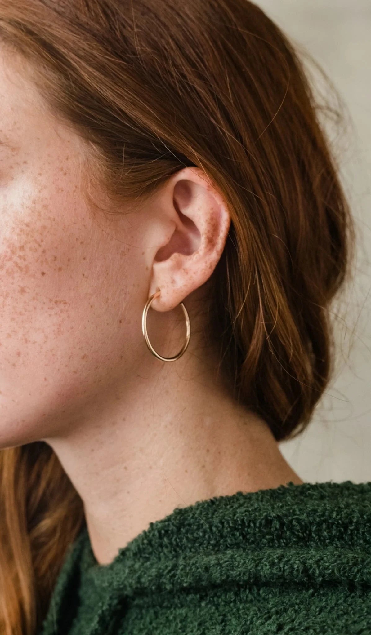 EVERYDAY MEDIUM HOOPS by Able