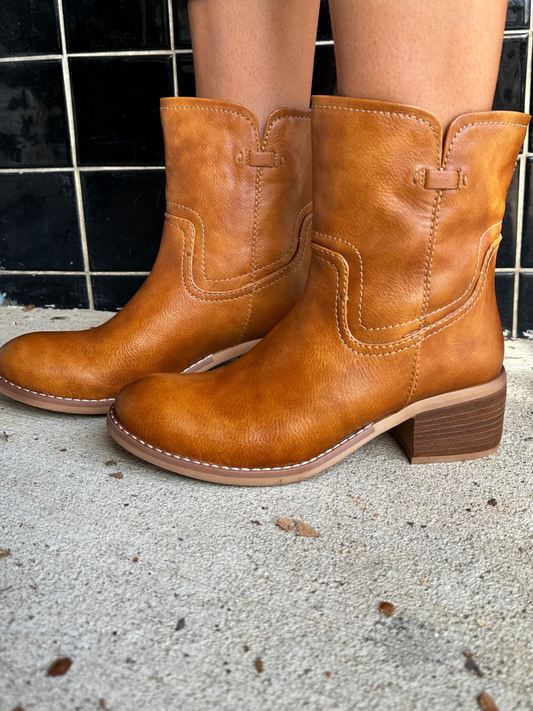 TAN PUPOSIE BOOT by DIBA TRUE