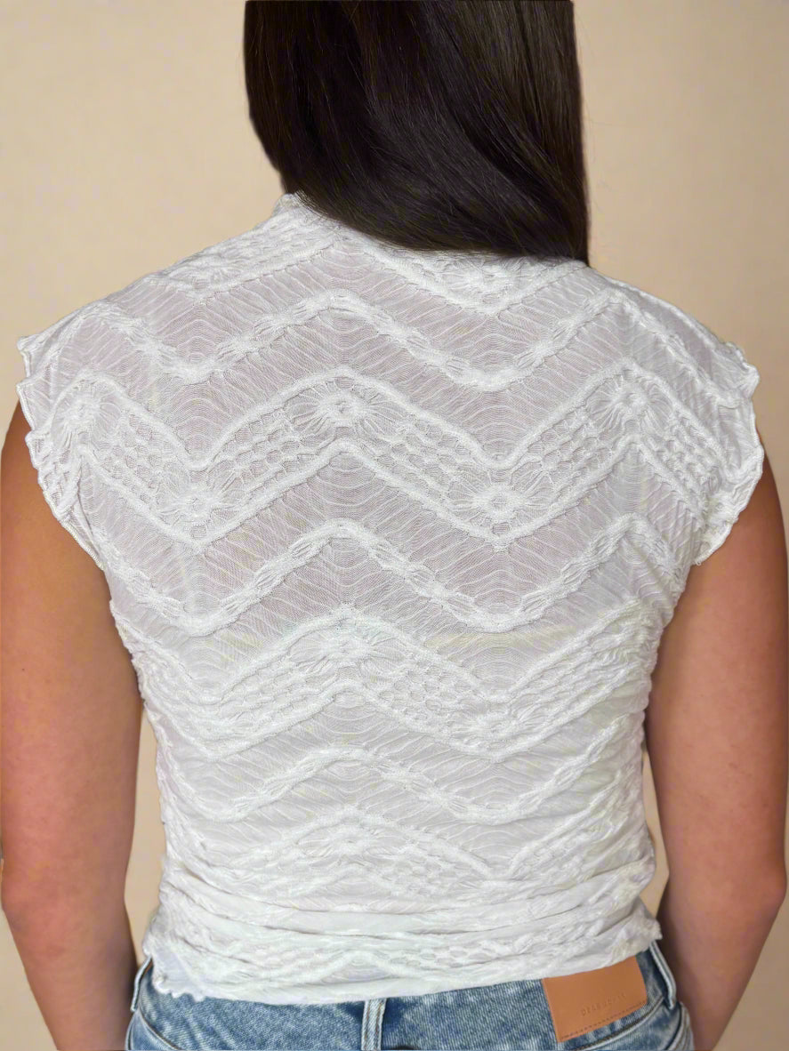 "ECHOES" TOP