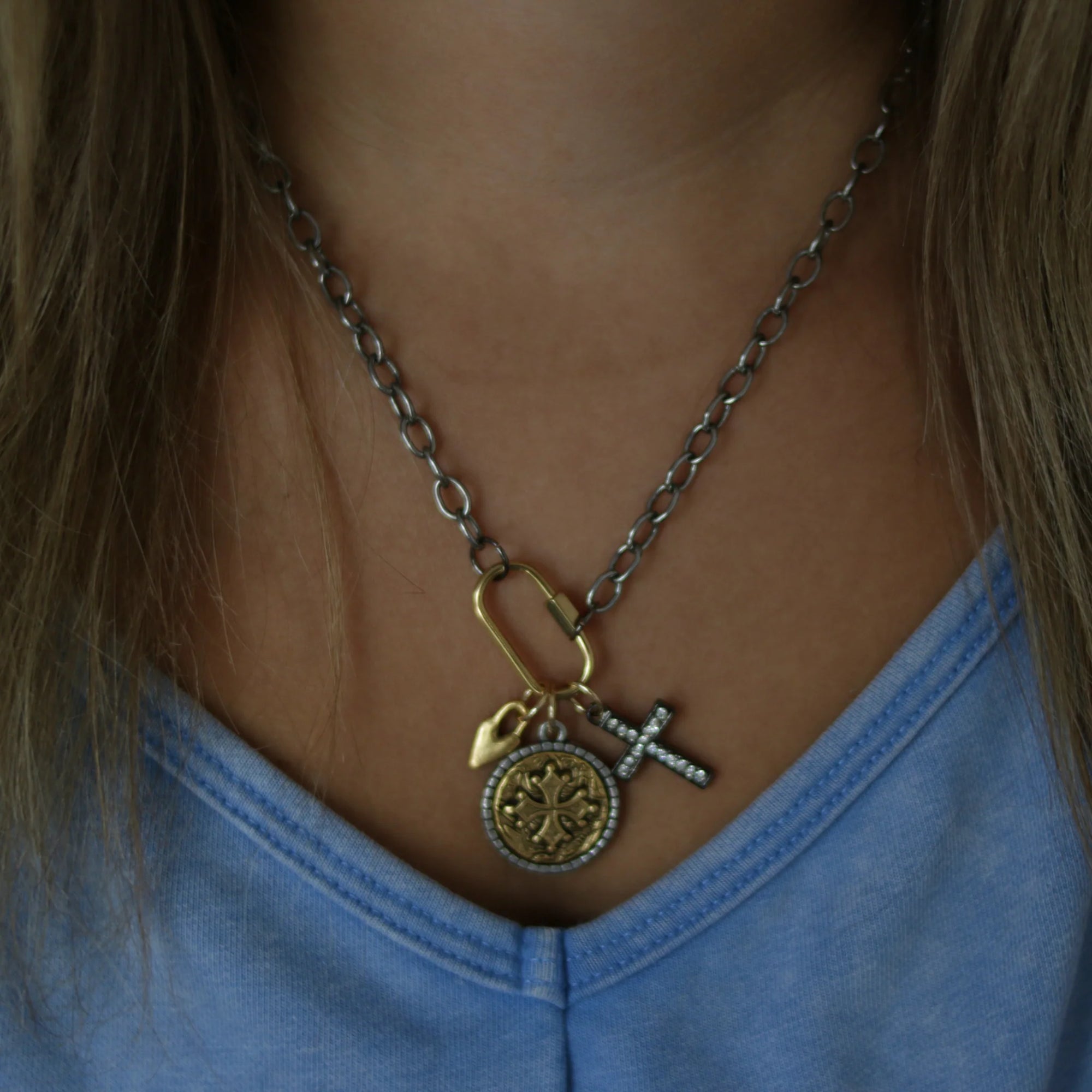 EMPOWERED CLUSTER NECKLACE
