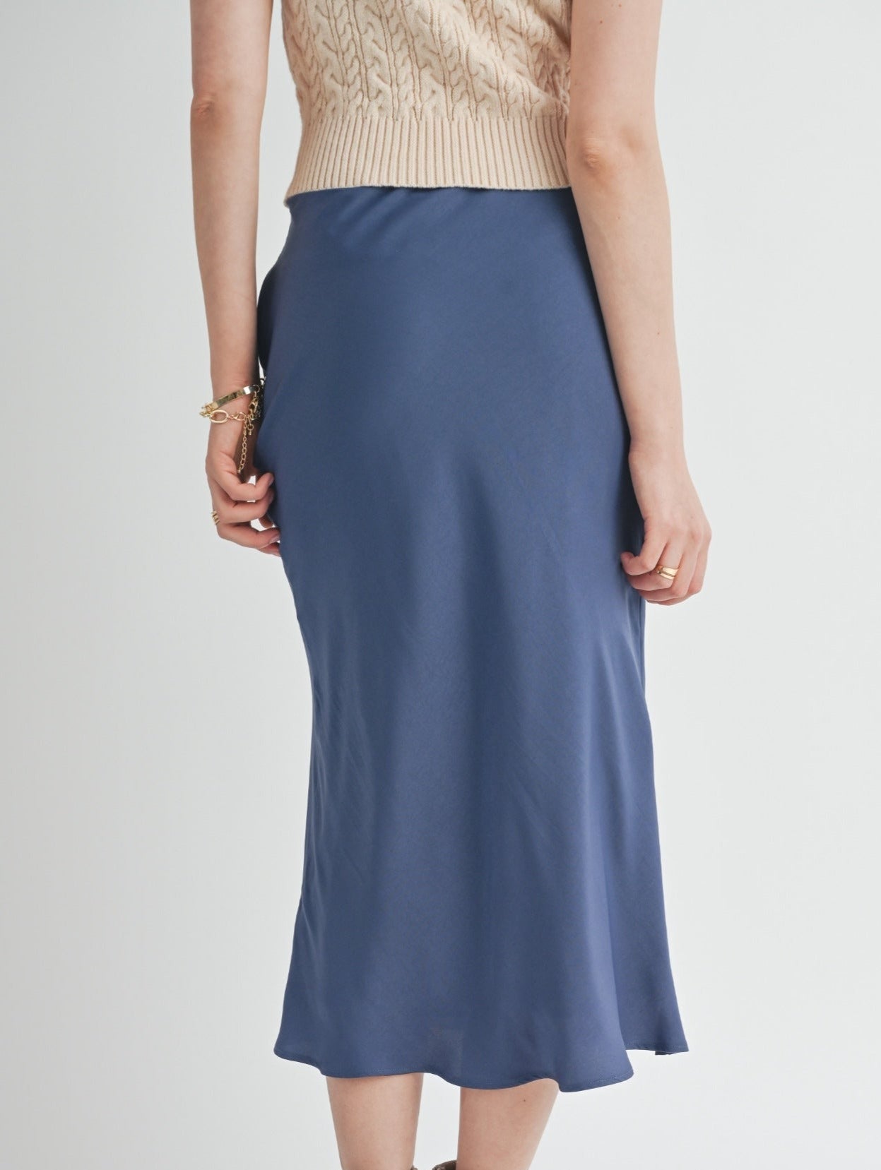 "CHOSEN" MIDI SKIRT