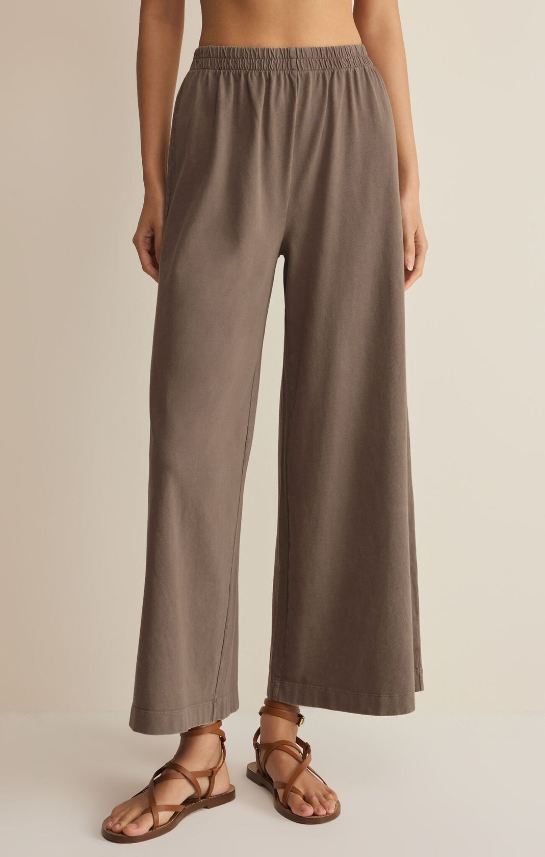 Brown wide-leg pant