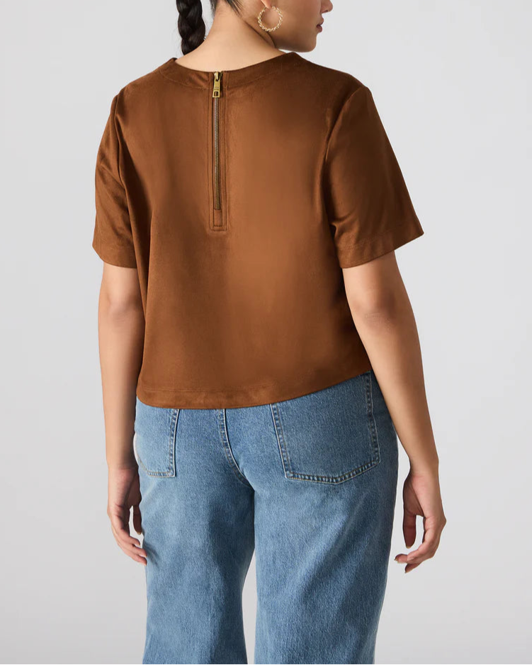 "UNFADING BEAUTY" TOP