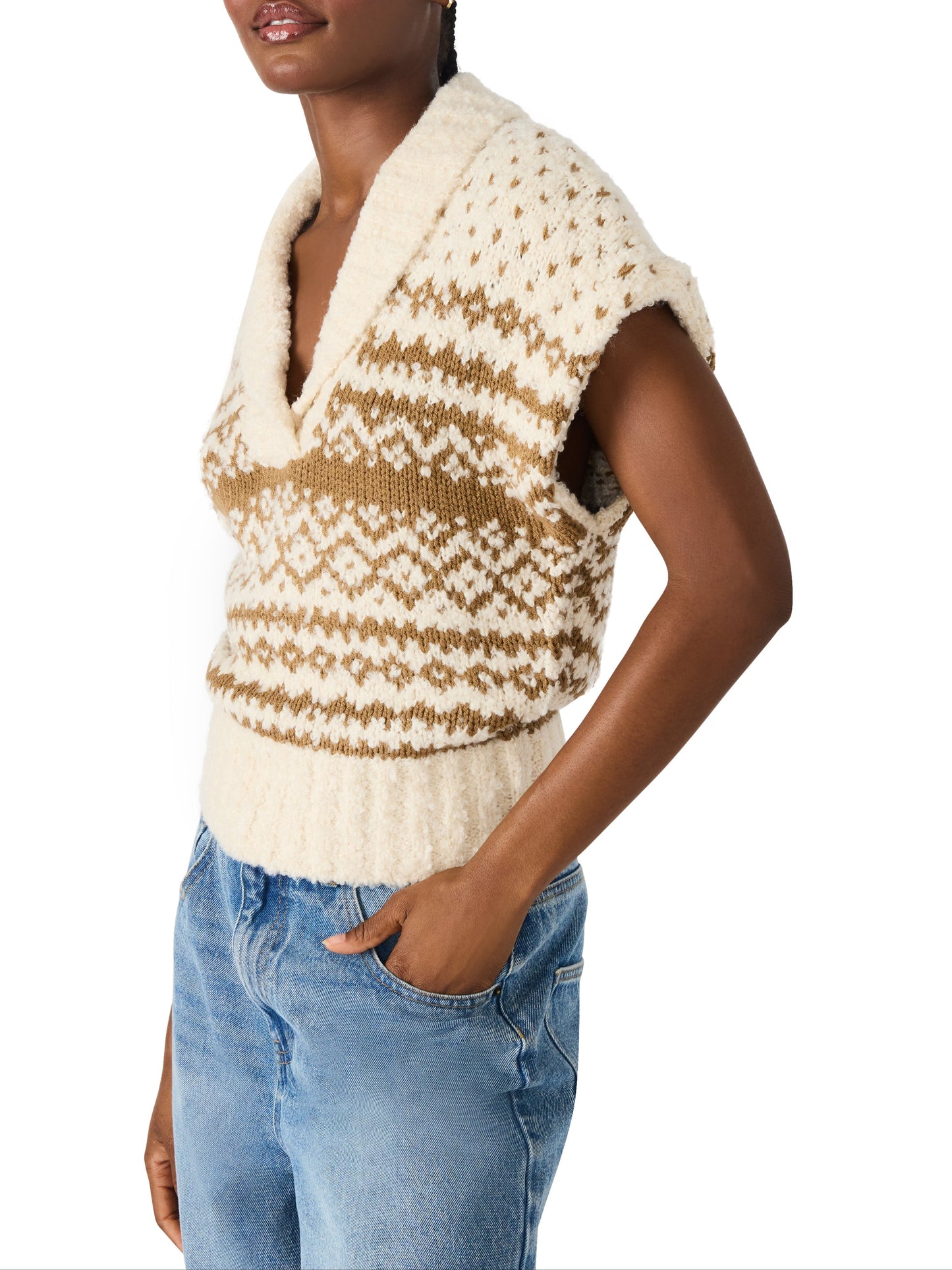 "DEFENDER" SWEATER VEST