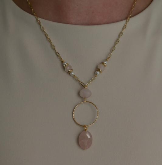 PETALS NECKLACE