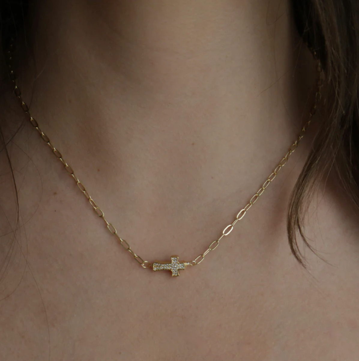 SPROUT CROSS NECKLACE