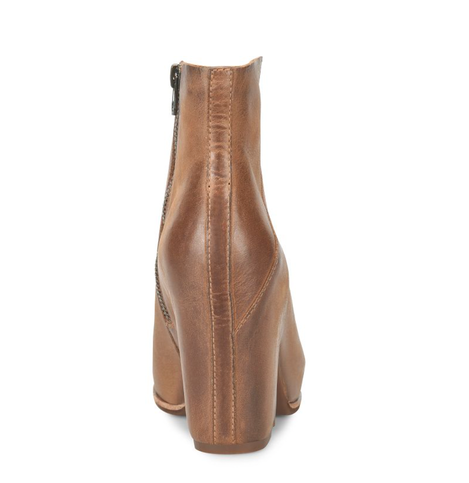 SEELEY BROWN BOOTS by KORK-EASE