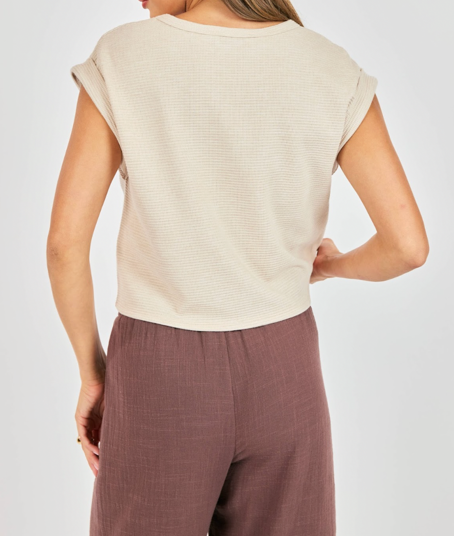 "DELIGHT IN ME" TOP