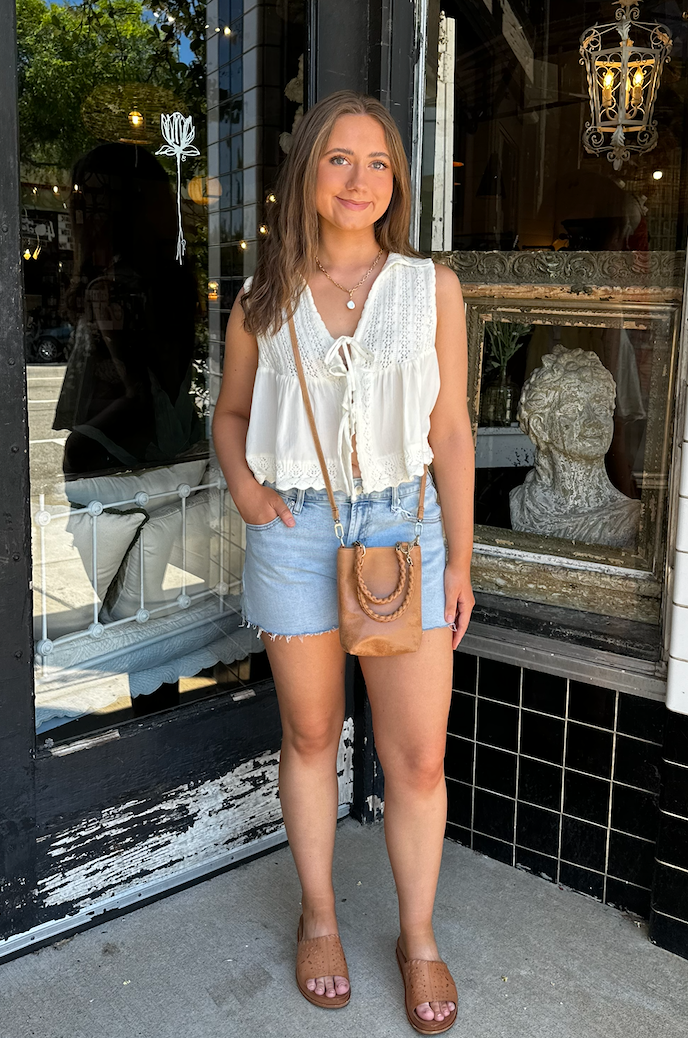 CARRIE DENIM SHORTS by Dear John