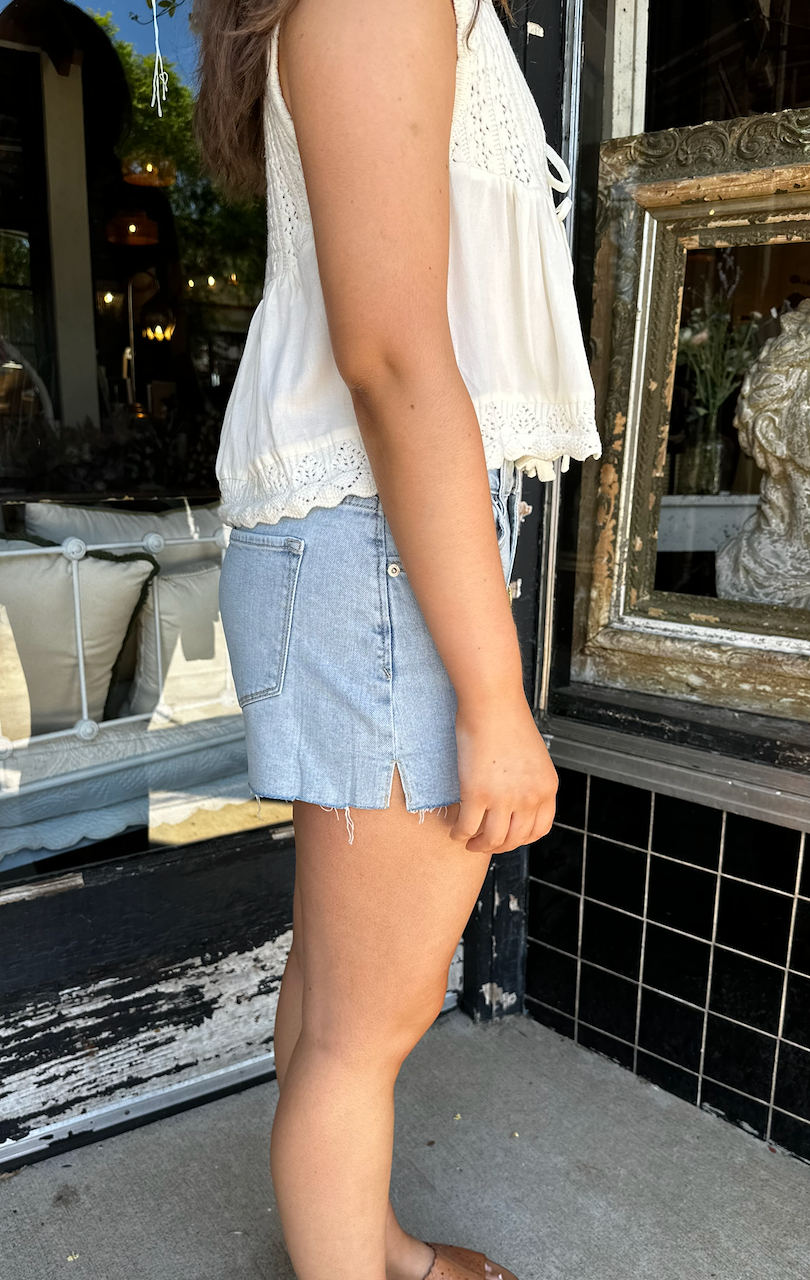 CARRIE DENIM SHORTS by Dear John