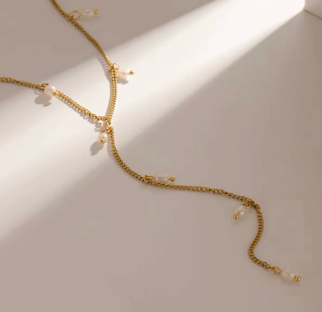 SOLENE LARIAT NECKLACE by Katie Rae