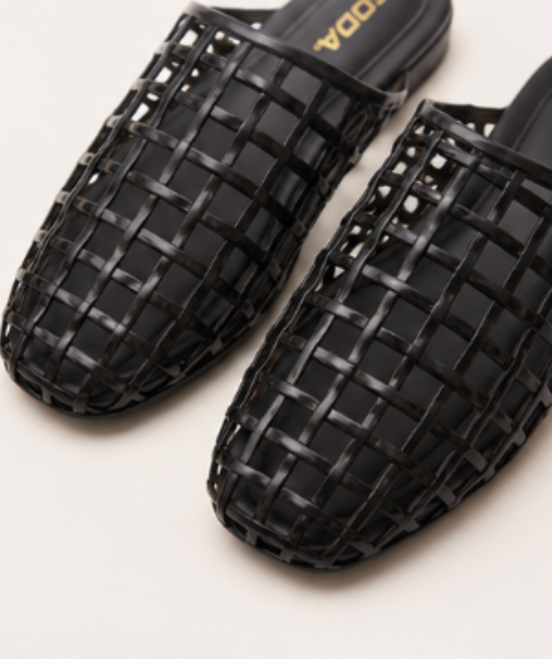 "BETWEEN THE HEDGES" Jelly Mules