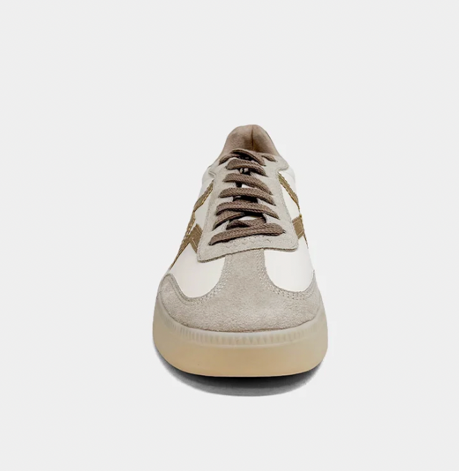 "PEACHES SNEAKERS" by ShuShop