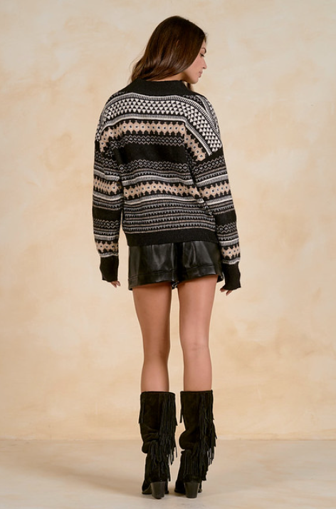 "MULTI STRIPE COLLAR V-NECK SWEATER" by Elan