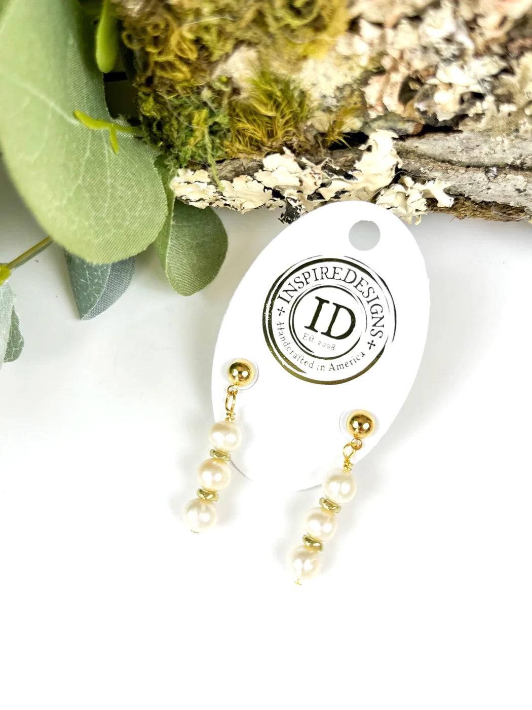 ELEGANT PEARL POST EARRINGS