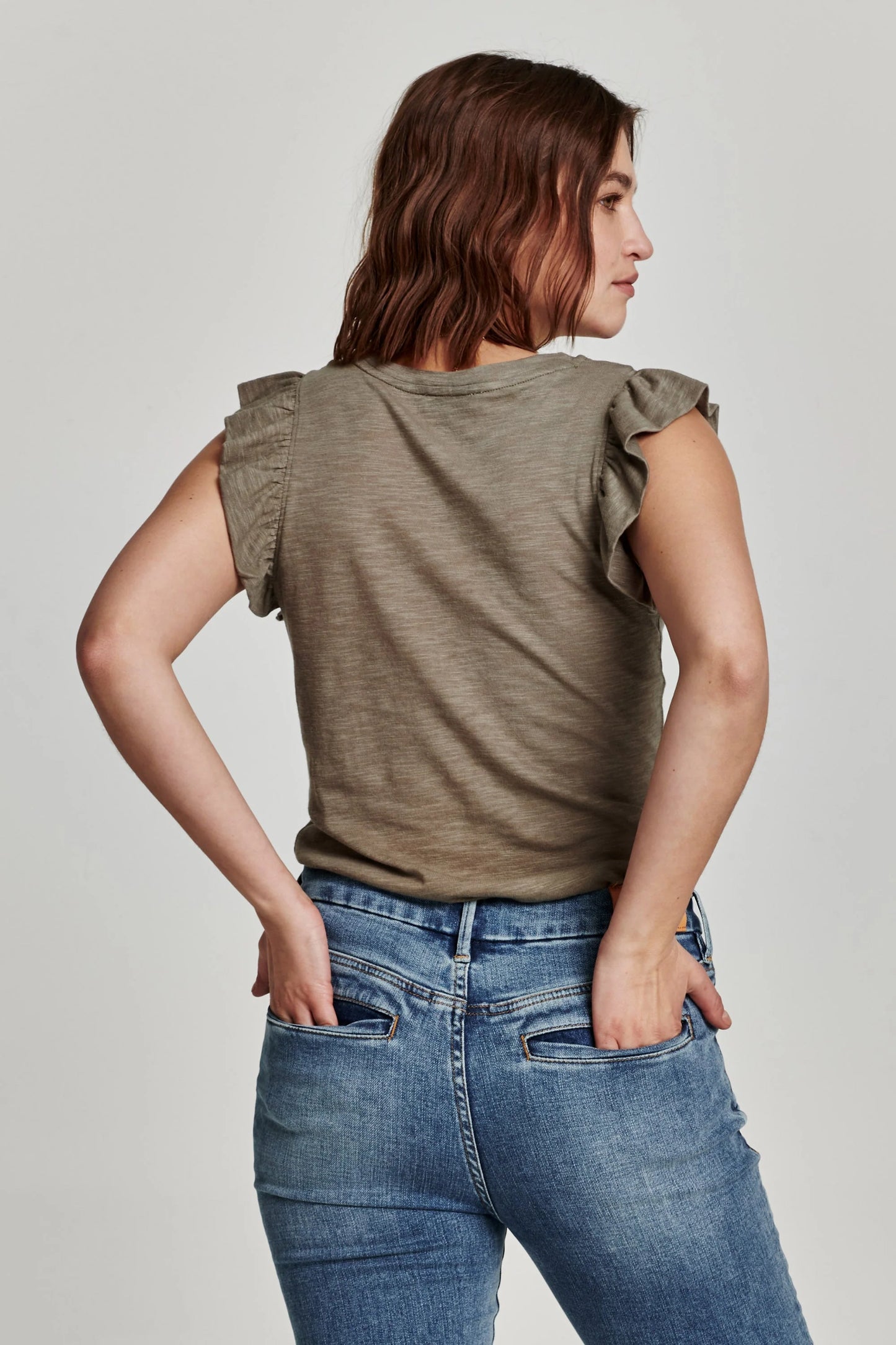 NORTH FLUTTER SLEEVE TEE