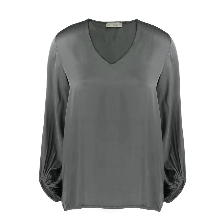 Cobblestone VIVIEN SATIN VNECK TOP