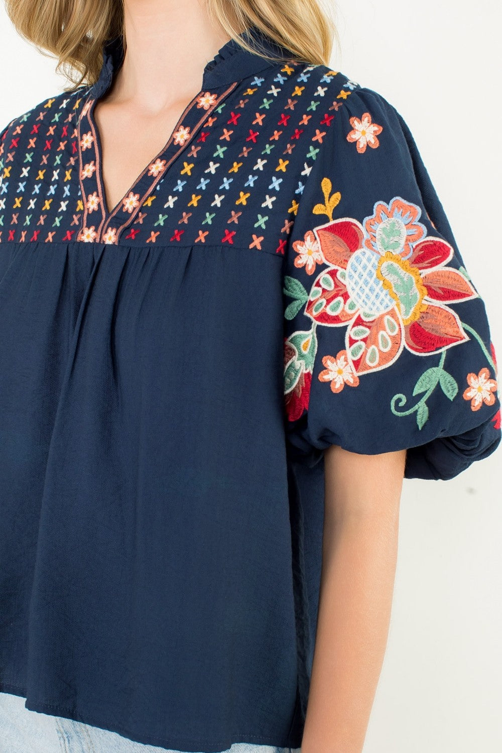 "BE STILL" TOP