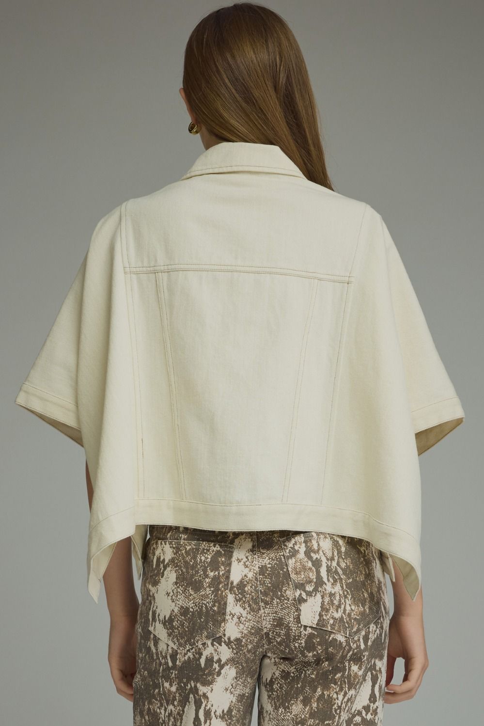 "EVERYDAY EASE CROPPED DENIM JACKET"
