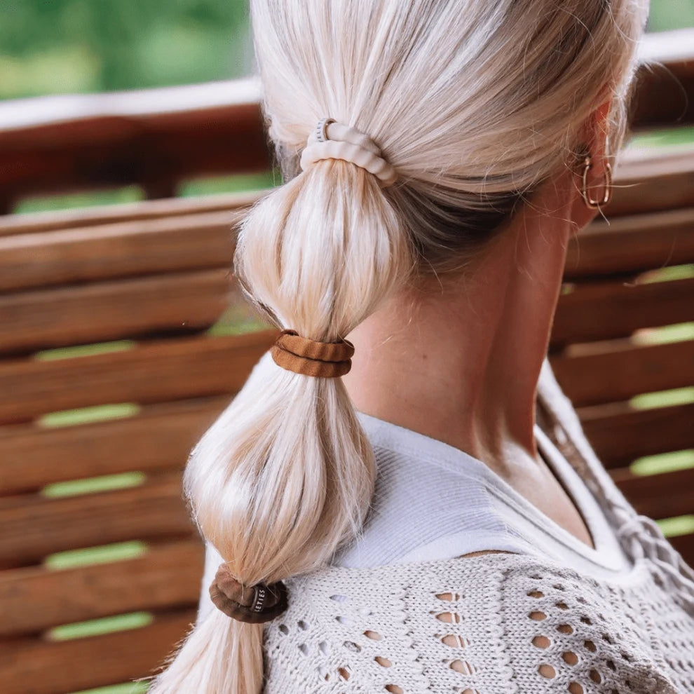 "ESPRESSO YOURSELF SMALL NYLON HAIR TIES" by Teleties