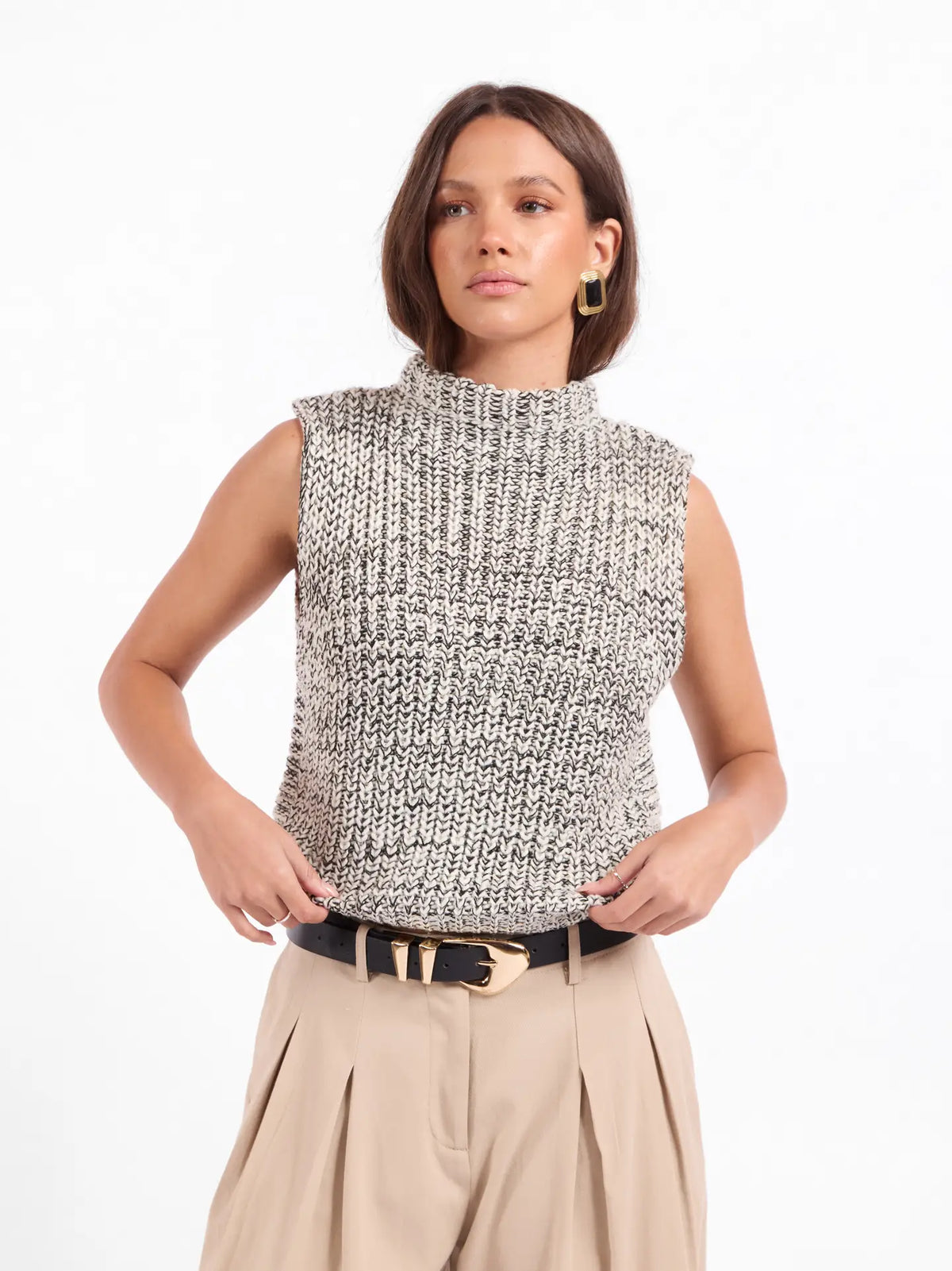"WILLIAMS SLEEVELESS SWEATER" by Sage The Label