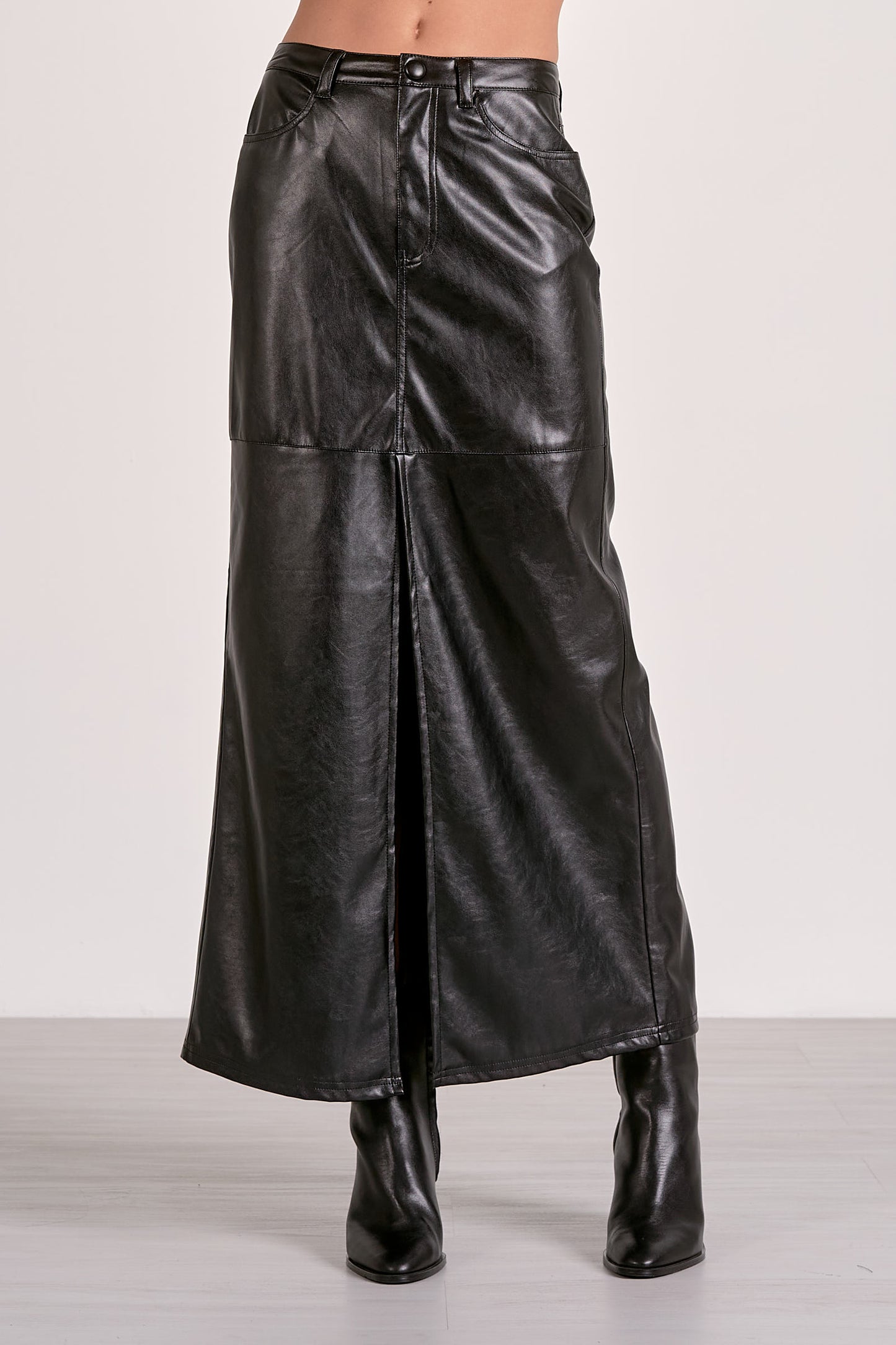 "RECKLESS LOVE" SKIRT